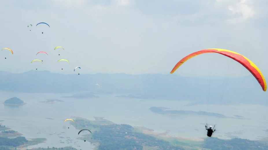 Ako prvý Slovák zvládol najťažšie paraglajdové preteky sveta. Známy športovec mal vážnu nehodu