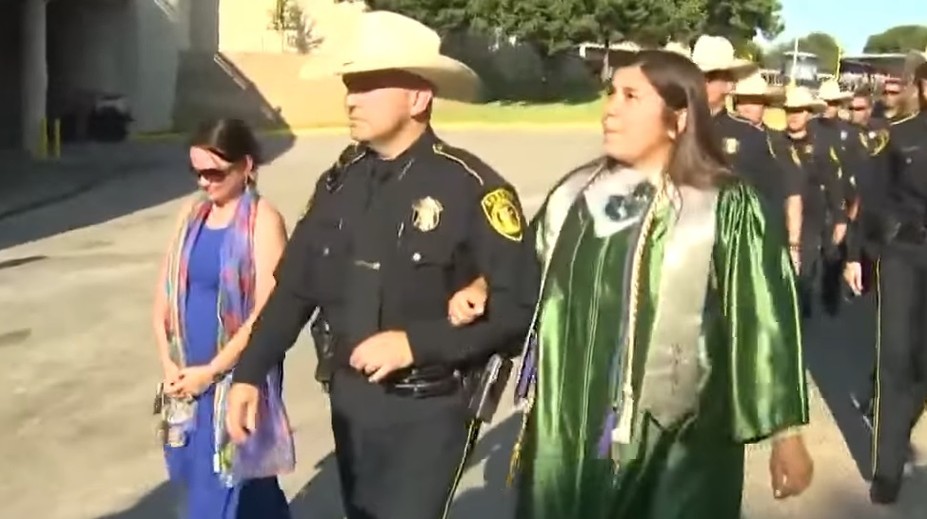 Ako 3-ročná prišla o otca, teraz ju jeho kolegovia takto prekvapili