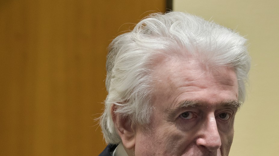 Tribunál OSN zvýšil Karadžičovi trest na doživotie