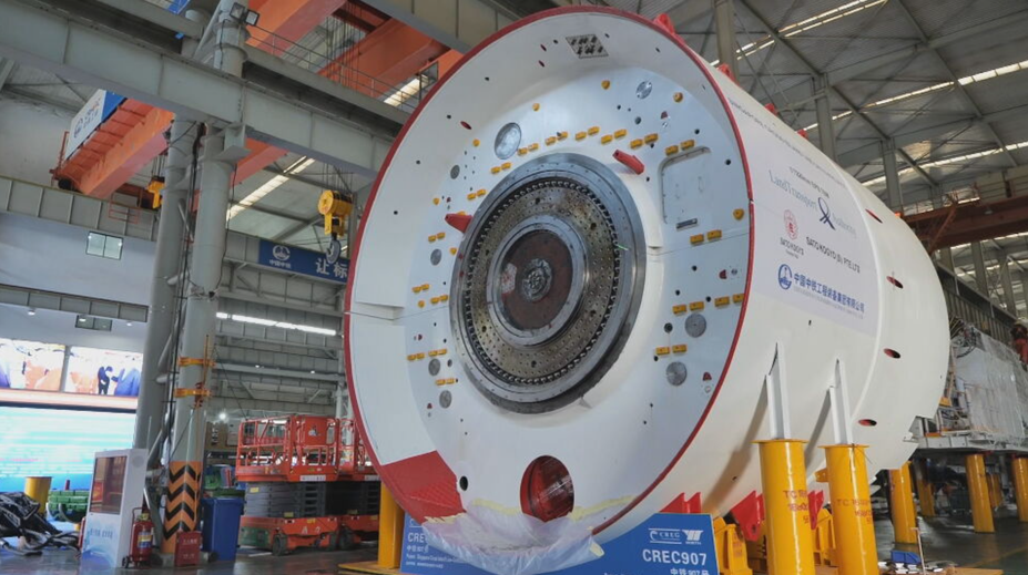 Bratislava čaká na tunel cez Malé Karpaty. Poliaci ukázali „krtka“, ktorým by ho vedeli prekopať