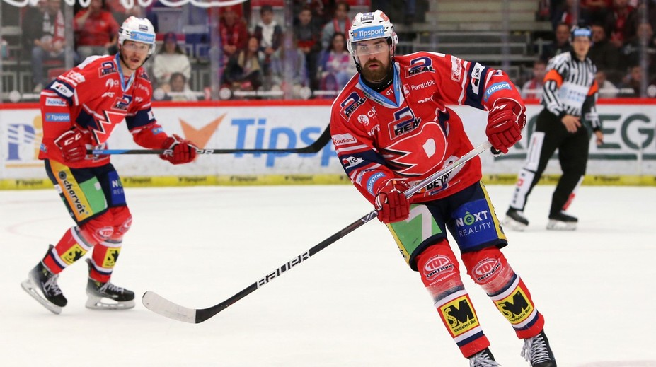 VIDEO: Slovenská párty v českej extralige: Kelemen a nechytateľný Čerešňák skórovali, postup majú takmer vybavený