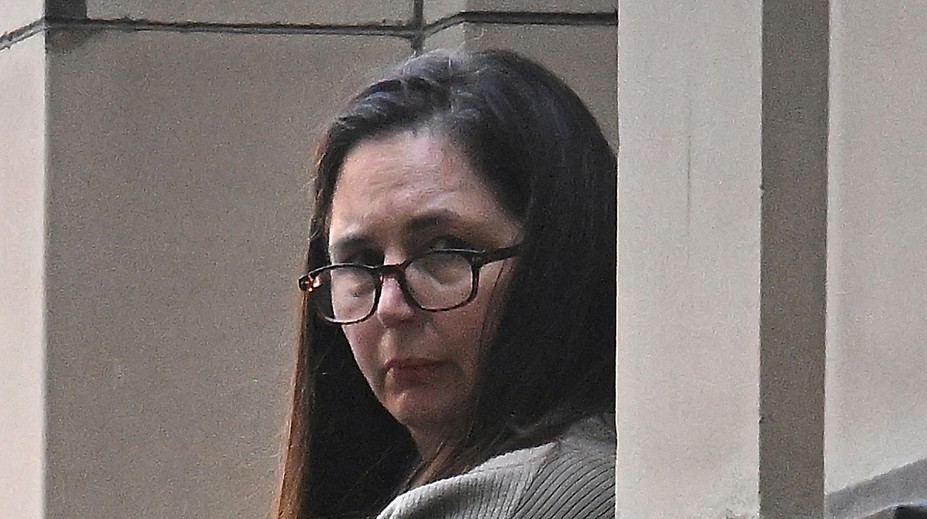 Navarila im otrávenú večeru. Ženu, ktorá zabila troch ľudí jedlom z jedovatých húb, uznali za vinnú