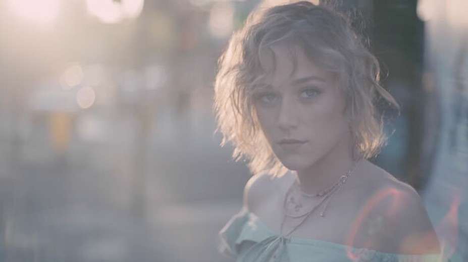 Emma Drobná zverejnila nový videoklip k singlu Words