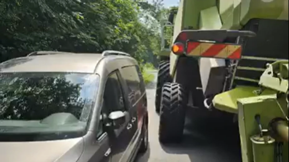 Slovenskí farmári posielajú nahnevaným vodičom tvrdý odkaz: Robíme prácu, vďaka ktorej máte čo jesť