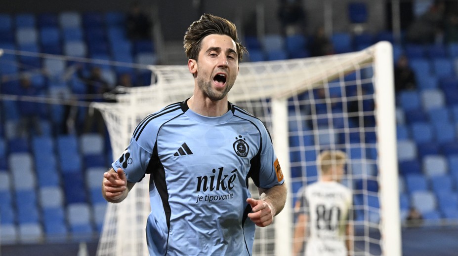 VIDEO: Na Tehelnom poli úradoval dvojgólový Šporar. Podbrezová padla štvrtýkrát v rade