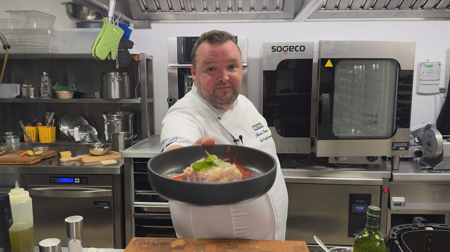 Variácie na štedrovečerné klasiky: Ako pripraviť tatarák z kapra či lacnejšiu a zdravšiu verziu šalátu