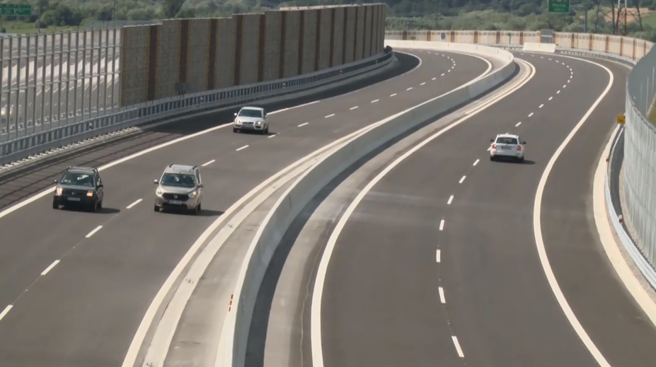 Megaprojekt tretieho tisícročia narazil na slovenskú realitu. Tá však funguje