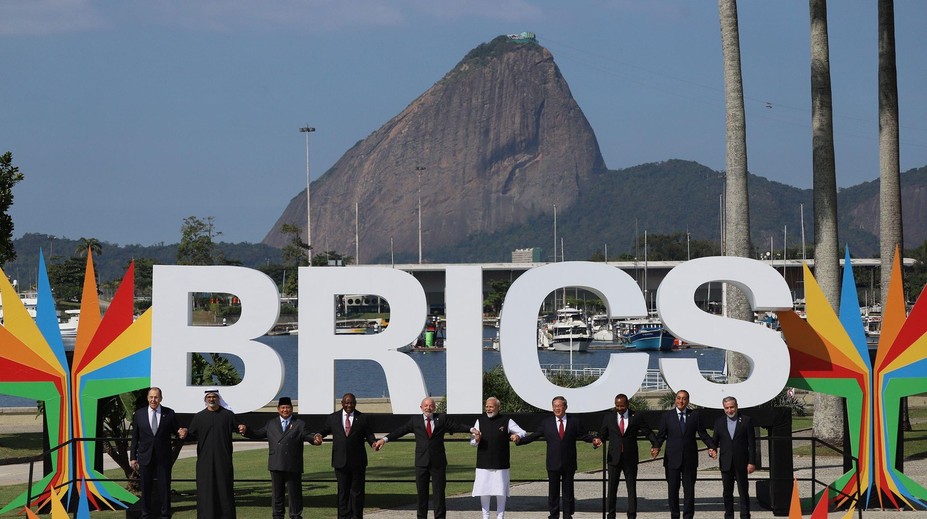 Krajiny BRICS kritizujú útoky na Irán a Trumpove clá, žiadajú prímerie v Gaze