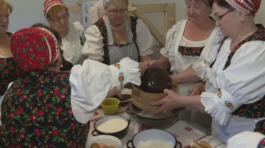 Na Vianoce nesmú chýbať bobaľky. Poznáme tradičný recept od folkloristiek