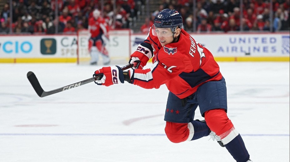 VIDEO: Hrdinom Washingtonu sa stal brankár. K triumfu bodovo prispel aj Fehérváry