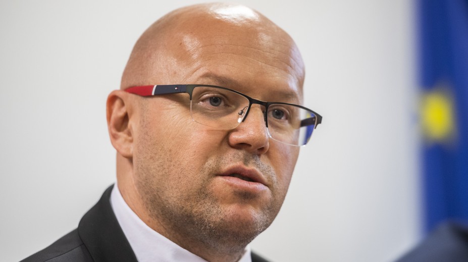 Odstavili ďalšieho elitného funkcionára polície. Šéfa NAKA nahradili v čase dovolenky