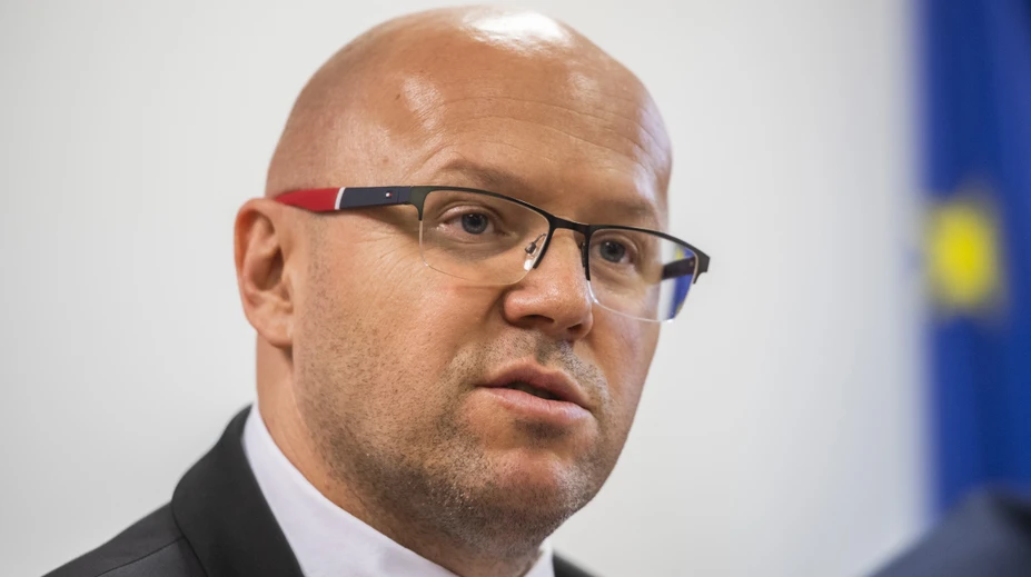 Odstavili ďalšieho elitného funkcionára polície. Šéfa NAKA nahradili v čase dovolenky