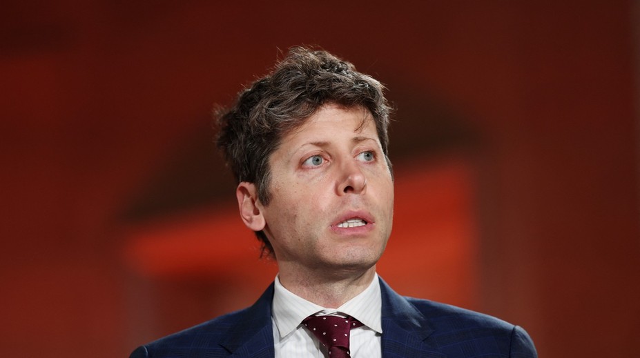 Útok na šéfa OpenAI: Na dom Sama Altmana hodili Molotovov koktail