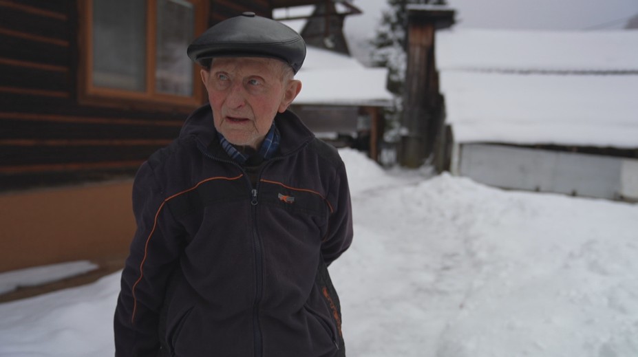 V obci, ktorá pomaly mizne z mapy, žije 101-ročný Mikuláš. Miestni ho považujú za poklad