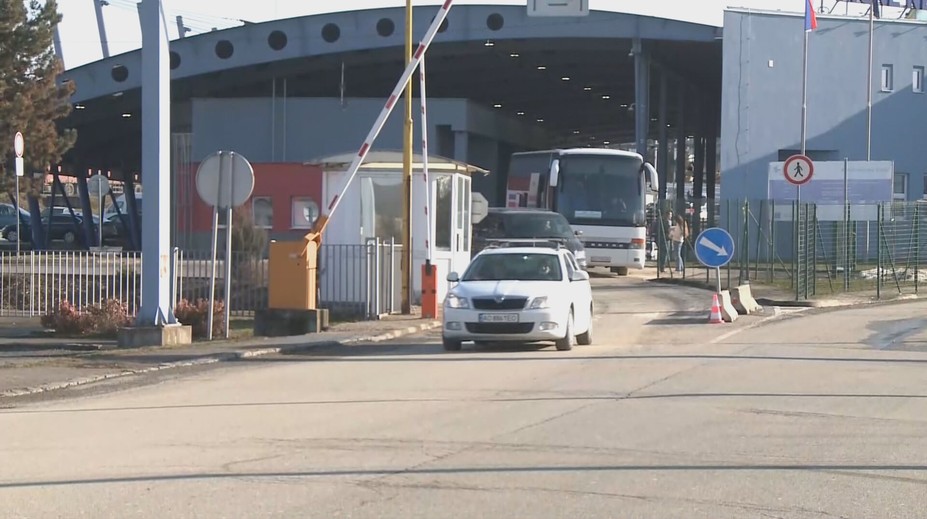 Ukrajinci zastavili auto, ktoré slovenská colnica bez problémov prepustila. Mala v ňom byť hromada drog