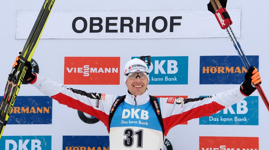 Šprint biatlonistov v Oberhofe priniesol zosadenie Fourcada z trónu