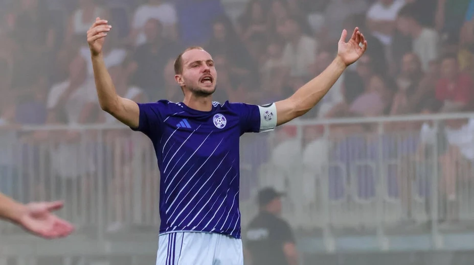 VIDEO: Komárno pozahadzovalo tutovky i penaltu. Jediný presný zásah mu proti Skalici zobral VAR