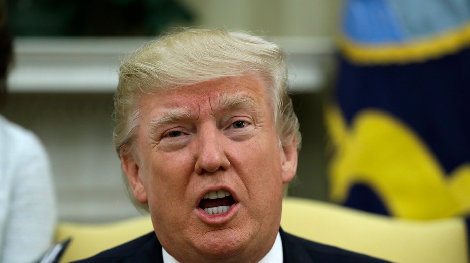 Trump pochválil Kimovo rozhodnutie odložiť plány útoku na Guam