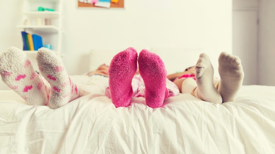 Na dobrý spánok môžu vplývať aj ponožky. Odborníci vysvetlili, ako je to možné