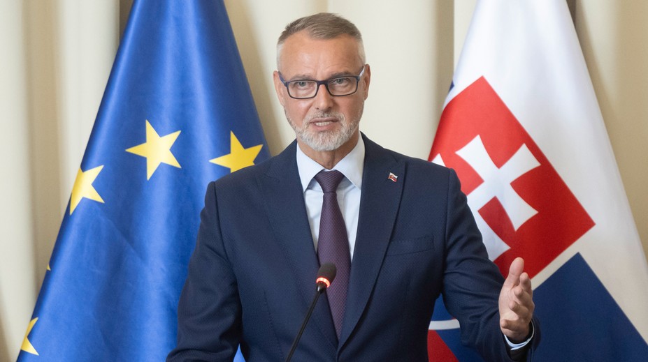Parlament bude hlasovať o vyslovení dôvery vláde. Raši prezradil termín mimoriadnej schôdze