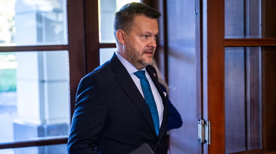 Stopka pre obnovu Slovensko.sk: Migaľ žiada pozastavenie projektu za 90 miliónov