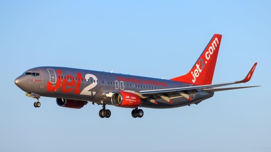 Panika počas letu z Tenerife: Pilot skolaboval v kokpite, posádka zháňala medzi cestujúcimi lekára