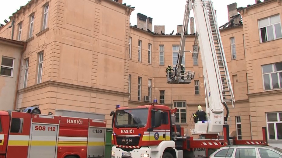 Strecha Univerzity Pavla Jozefa Šafárika v Košiciah opäť horela