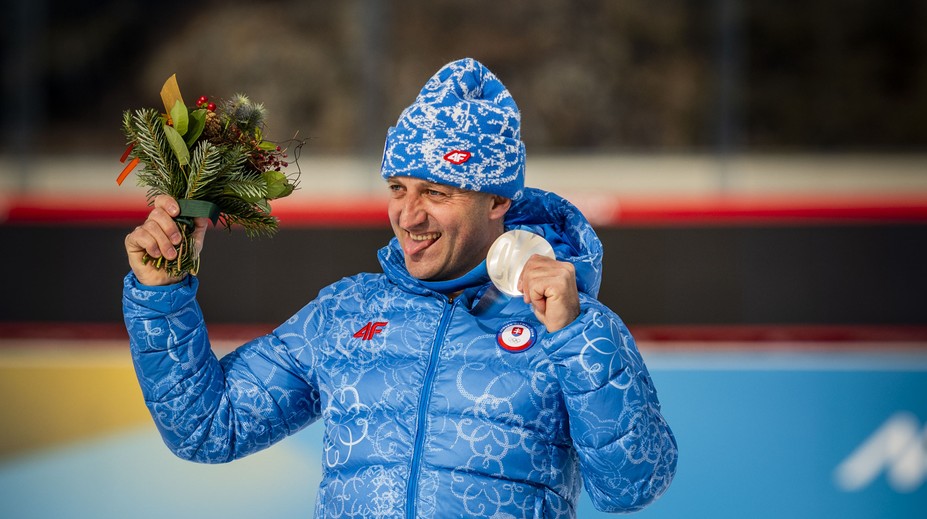 Hurajt už má na krku striebro z Vancouveru. V Miláne ho čakal emotívny ceremoniál