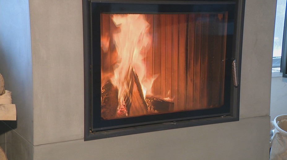 Začínate v domácnostiach kúriť? Odborník radí, na čo si dať pozor