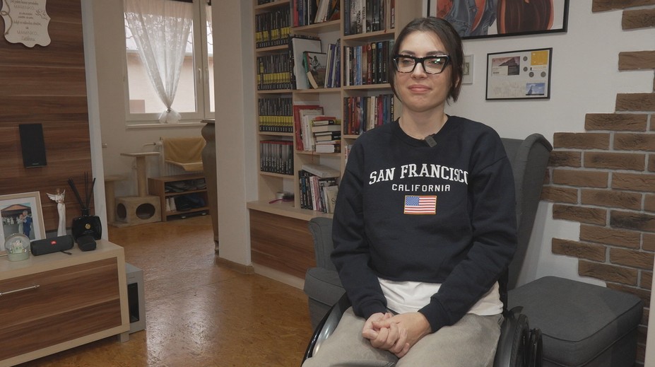 Vrátila sa na miesto, kde takmer zomrela. Miška pred rokmi ochrnula na Cypre, príčina je záhadou