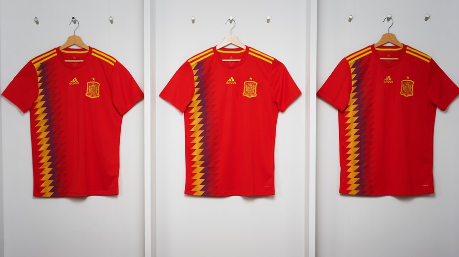 FOTO: Na MS 2018 budú hrať viaceré tímy v retrodresoch, zapíšu sa tak do histórie