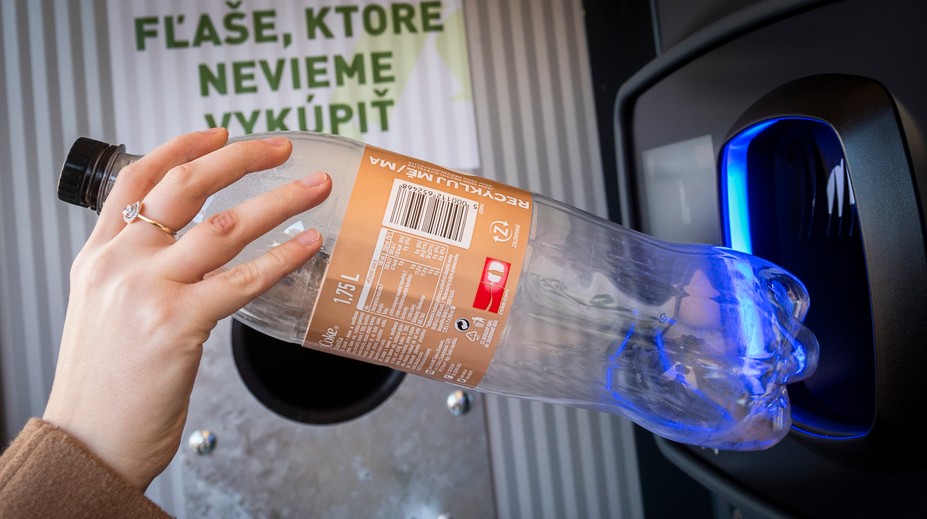 Slovensko je medzi lídrami v zálohovaní. Za necelé štyri roky sme vrátili miliardy fliaš a plechoviek