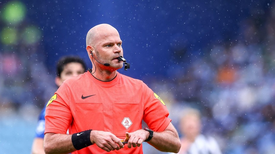Obrovský šok v Holandsku. Vo veku 38 rokov zomrel uznávaný rozhodca, mal sa predstaviť aj na MS