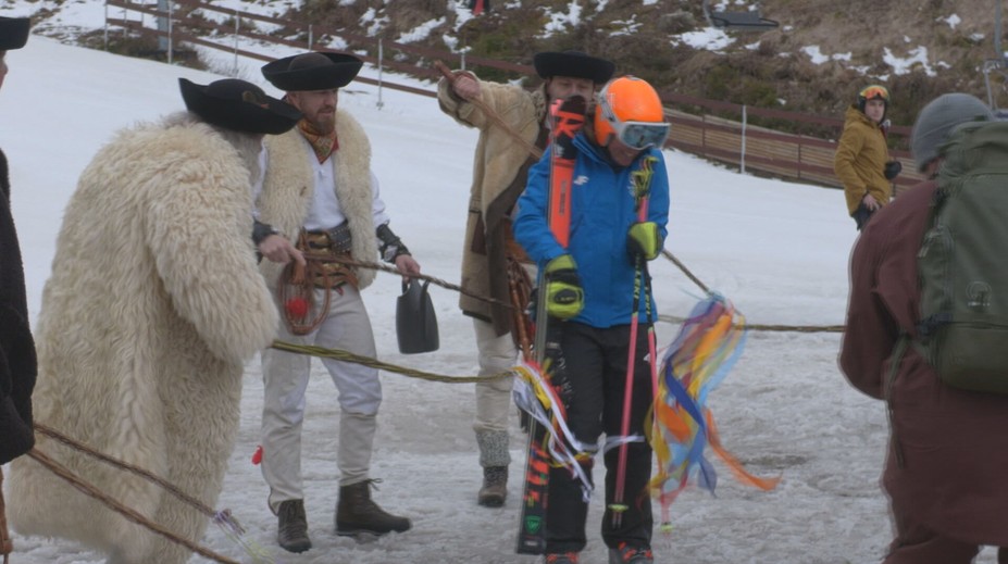 Tatry zaplnili aj ženy, ktoré chceli uniknúť šibačom. Nie všetkým to však vyšlo