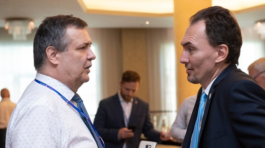 Dárius Rusnák sa tesne pred hlasovaním vzdal kandidatúry na post prezidenta SZĽH