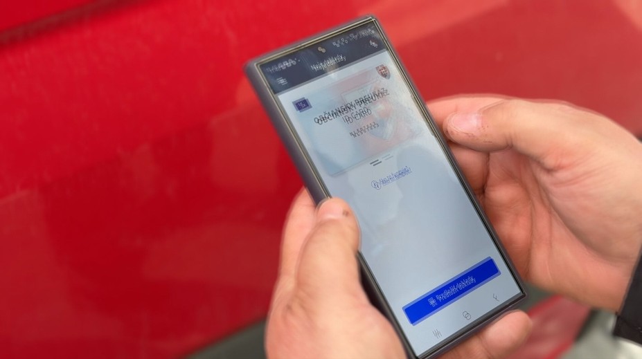 Občiansky v mobile? Na úradoch vám nepomôže, bez kartičky nepochodíte