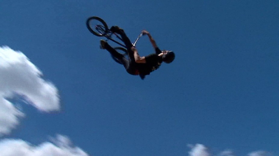 Skoky, z ktorých tuhla krv v žilách. V Šuranoch sa stretli tí najlepší z najlepších