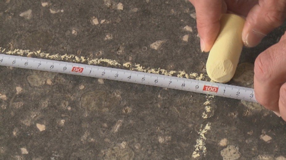 Aj vy vypľúvate žuvačky na chodník? Pozrite, čo tým spôsobujete