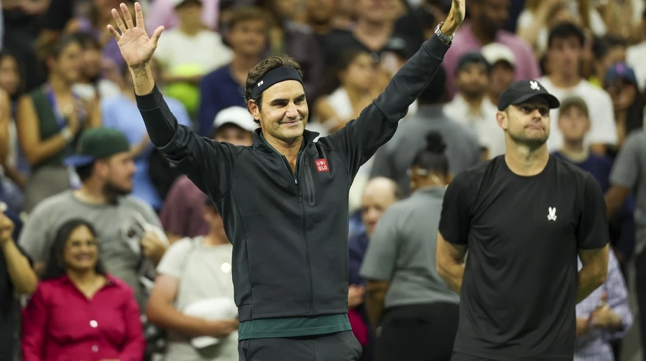 Úspešný návrat Federera na kurt. V exhibícii zdolal odvekého rivala