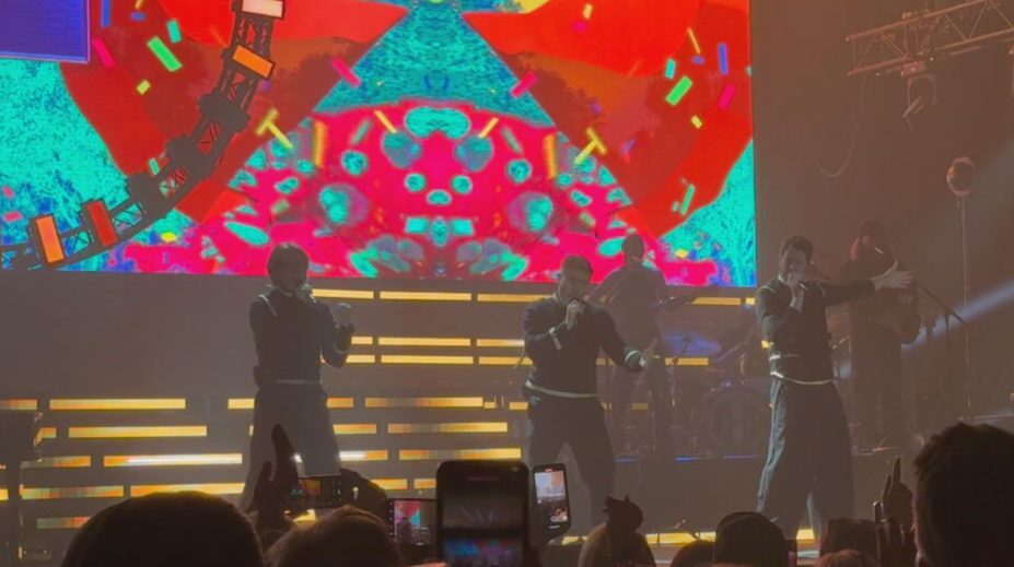 Idoly 90. rokov odpálili v Bratislave veľkolepú šou. Skupina Take That prilákala tisícky fanúšikov