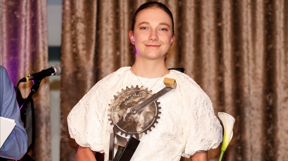 Po mimoriadne úspešnej sezóne sa dočkala zaslúženého ocenenia. Zlatý pedál získala Viktória Chladoňová