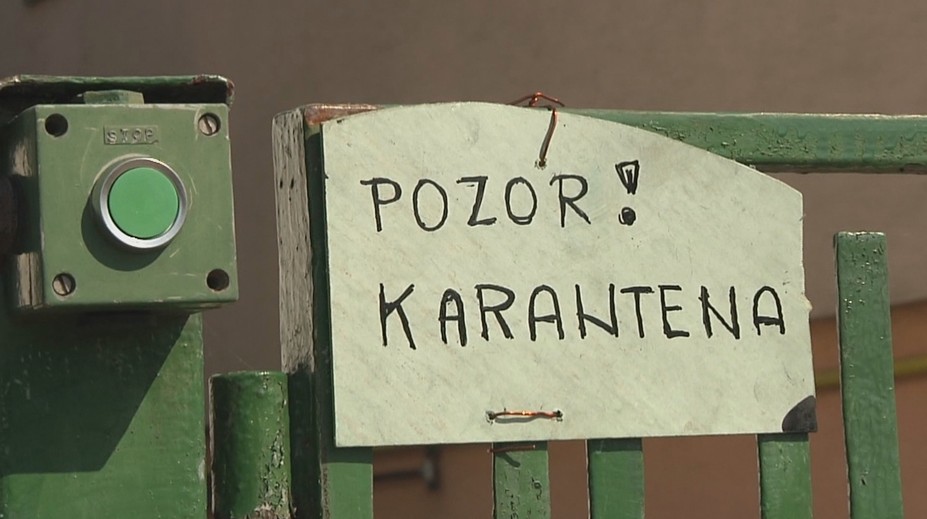 Lokálna epidémia na Zemplíne: Ohniská v dvoch obciach spájajú s hromadnými podujatiami