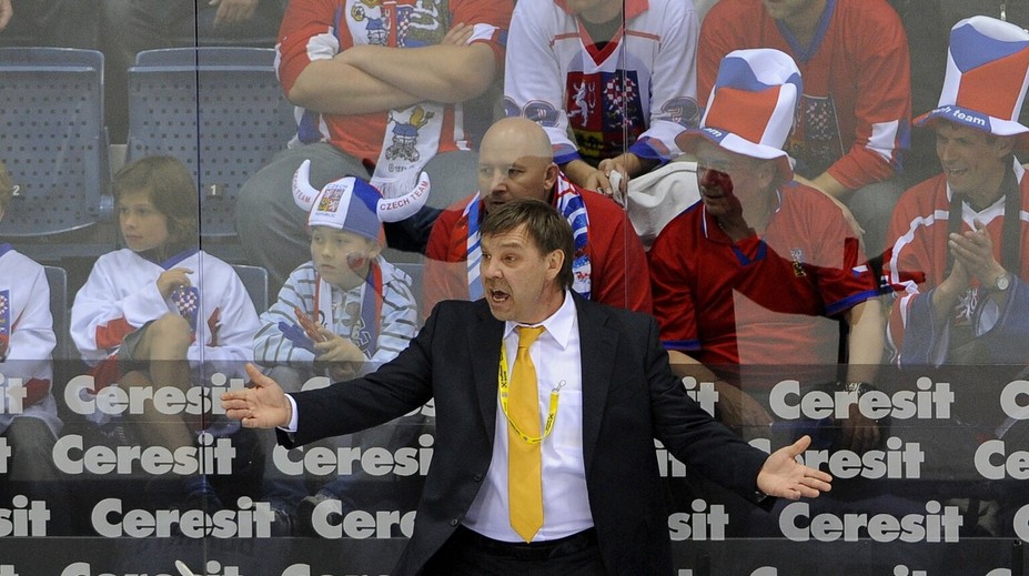 Na ruskú hokejovú striedačku sa vracia strojca nedávnych úspechov