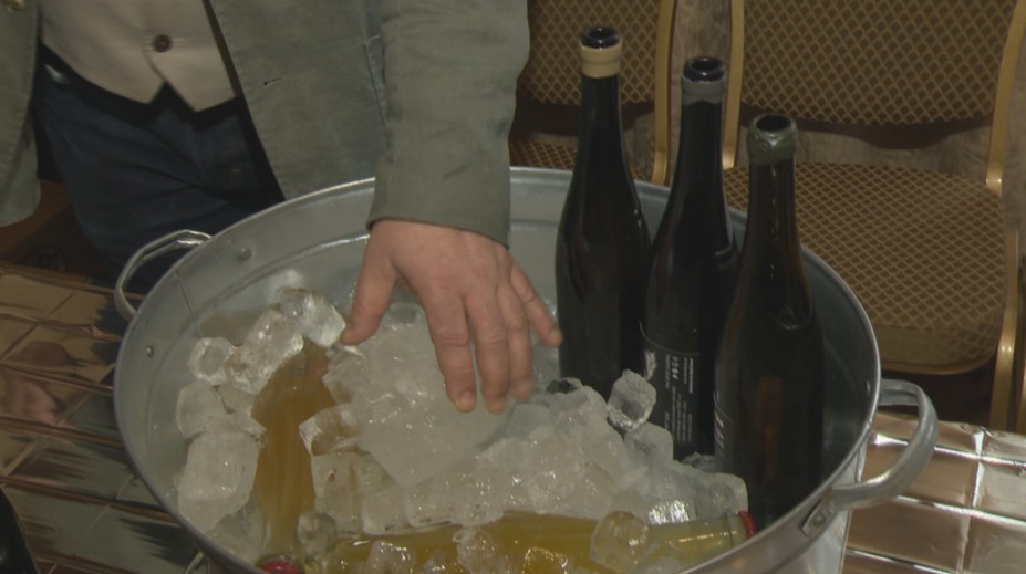 Počuli ste už o tom, že aj víno môže byť nahé? Vyrábajú ho tiež slovenskí vinári