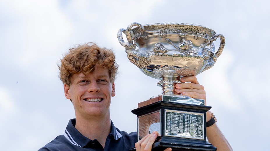 Halepovej zničili kariéru, on nepríde ani len o Grand Slam. Tenisový svet sa búri po dohode Sinnera s WADA