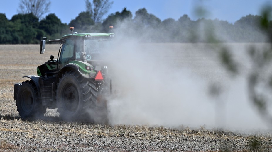 Extrémne sucho trápi takmer celé Slovensko. Zisťovali sme, aké opatrenia by pomohli