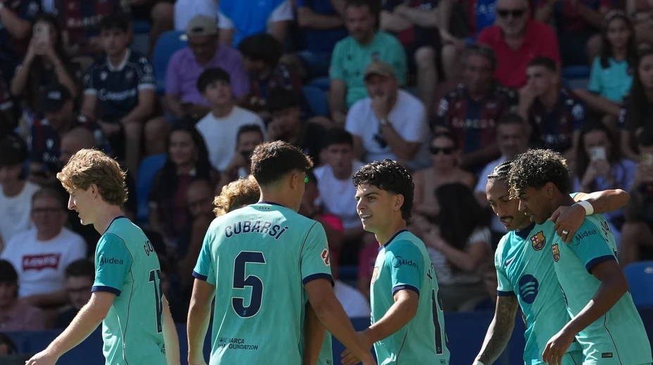 LaLiga: Barcelona ostáva stoperecentná. Atletico Madrid s Hanckom rozhodlo v závere rýchlymi gólmi