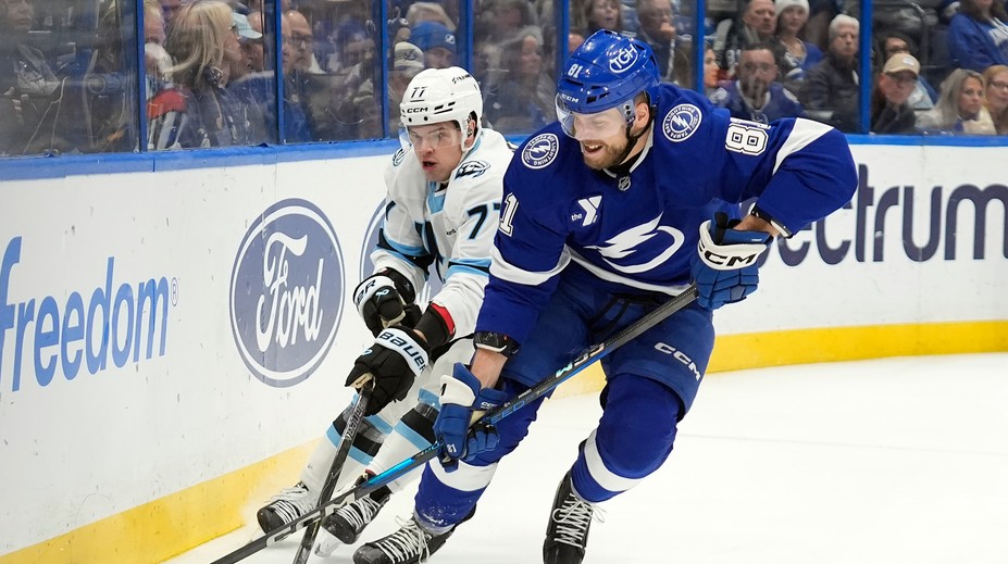 Nabitú noc pre Slovákov v NHL zahájila radosť Černáka. Tampa ukázala dokonalý obrat