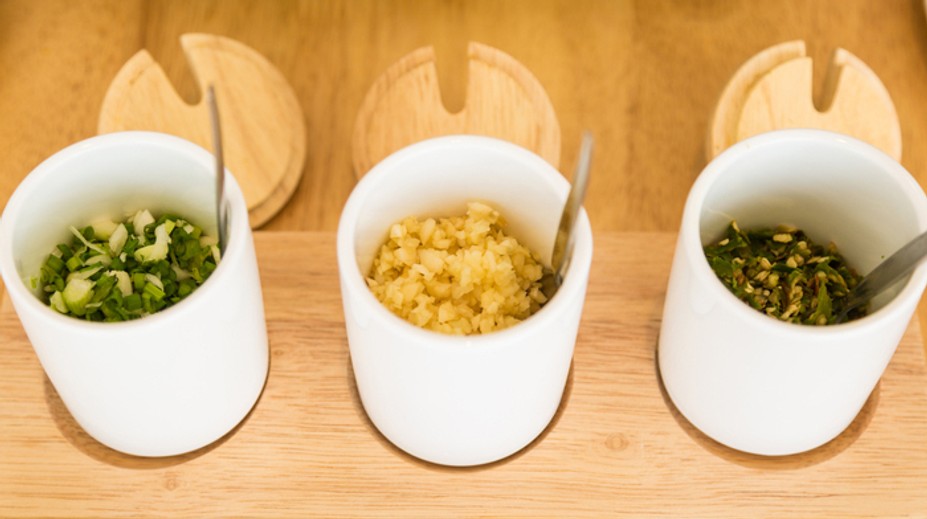 Pomáha cibuľa a cesnak na koronavírus? Bukovský to vysvetlil jednoducho