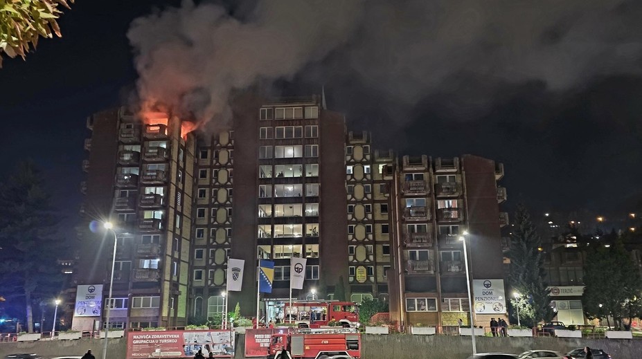 VIDEO: Tragédia v domove dôchodcov Bosne. Požiar má už najmenej 11 obetí